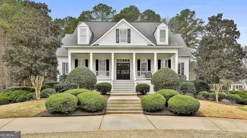 605 St Charles Pl, Fayetteville, GA 30215