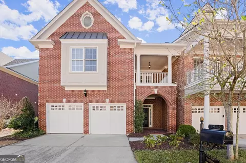 1245 Village Terrace Ct, Dunwoody, GA 30338