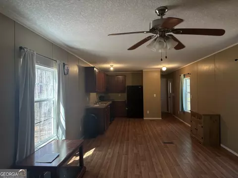 Living - 17 Turtle Creek Ln, Commerce, GA 30530 photo 1 of 2