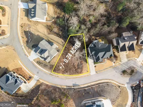 1223 Bloomsbury Ln, Gainesville, GA 30501