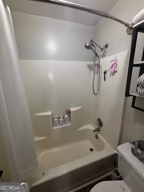 Bath - 119 Hackamore Ln, Warner Robins, GA 31088 photo 4 of 4