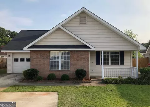 119 Hackamore Ln, Warner Robins, GA 31088