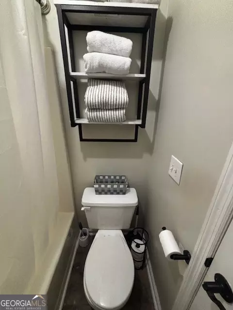 Bath - 119 Hackamore Ln, Warner Robins, GA 31088 photo 3 of 4