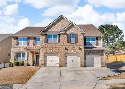 4869 Locherby Dr, Fairburn, GA 30213