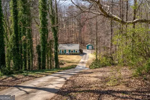 4118 Burgundy Way, Flowery Branch, GA 30542