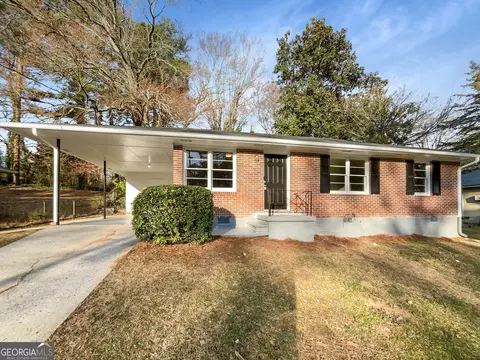 4679 Bartlett Rd, Forest Park, GA 30297