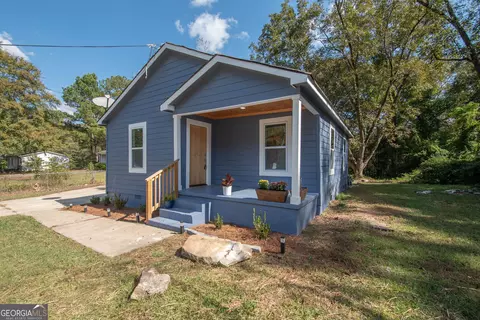 212 Poplar St, Hogansville, GA 30230