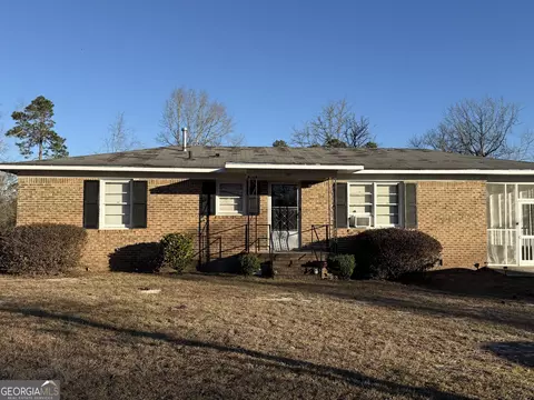639 King Circle Dr, Swainsboro, GA 30401