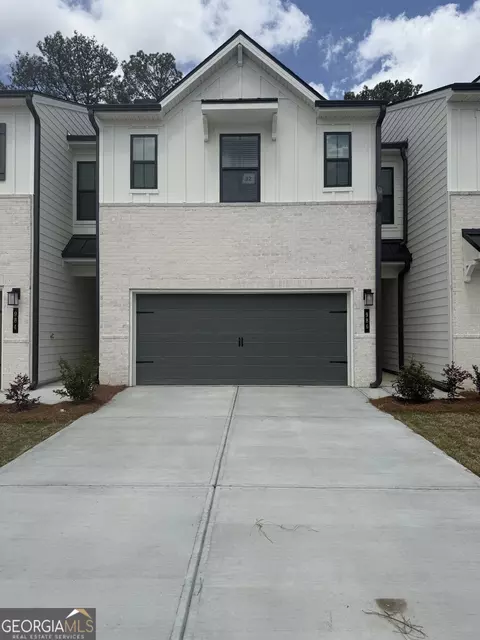 986 Sutherland Ln #LOT 32, Lawrenceville, GA 30043