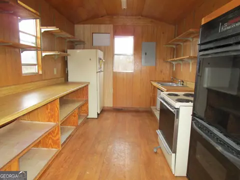 Kitchen - 240 Homer Stephens Rd, Cornelia, GA 30531 photo 1 of 5