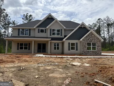 626 Stewart Rd, Meansville, GA 30256