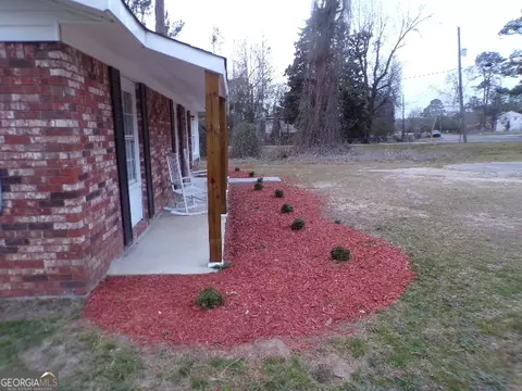 Exterior - 803 Mobley St, Thomson, GA 30824 photo 1 of 3