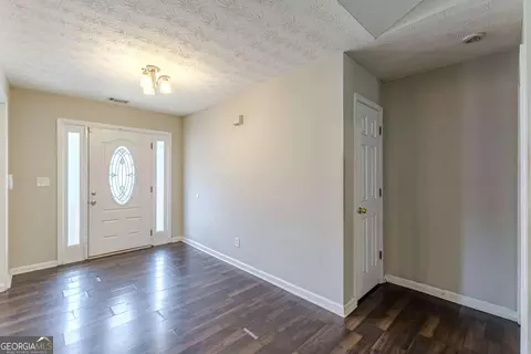 320 Creekside Trl, Covington, GA 30016 photo 3