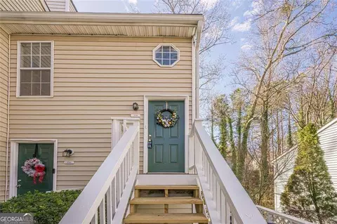 308 Glenleaf Dr, Peachtree Corners, GA 30092