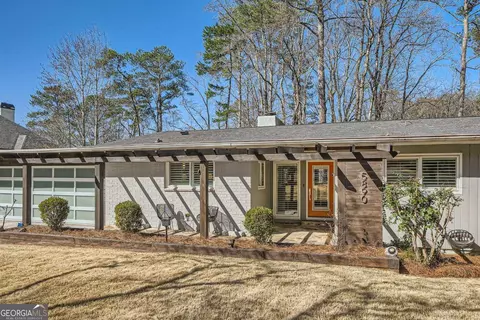 5890 Kayron Dr, Atlanta, GA 30328