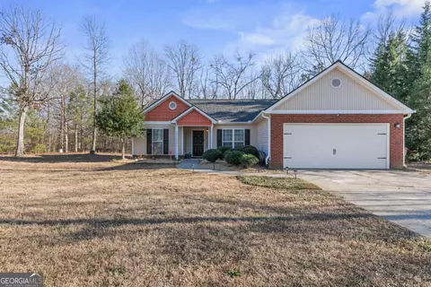 103 Logan Ct, Statham, GA 30666