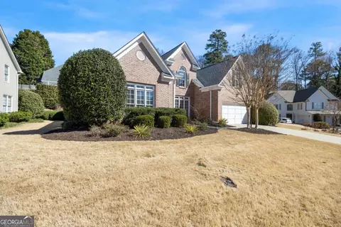 1462 Valley Glen Way, Dunwoody, GA 30338