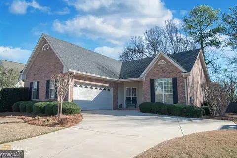 265 Fenwyck Cmns, Fayetteville, GA 30214