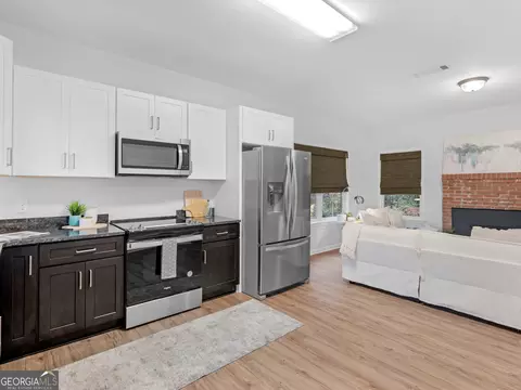 Kitchen - 452 Haley Rd, Jackson, GA 30233 photo 2 of 3