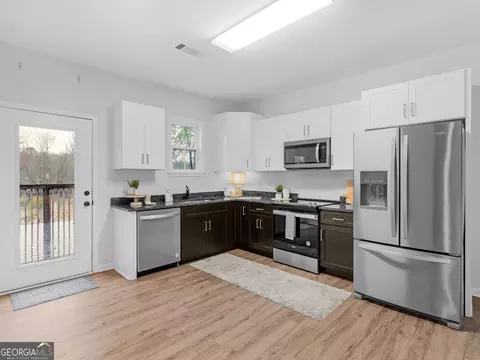 Kitchen - 452 Haley Rd, Jackson, GA 30233 photo 1 of 3