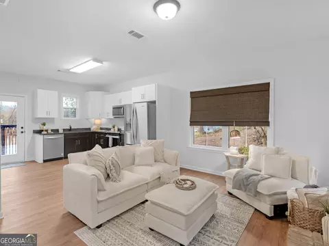 Living - 452 Haley Rd, Jackson, GA 30233 photo 1 of 2