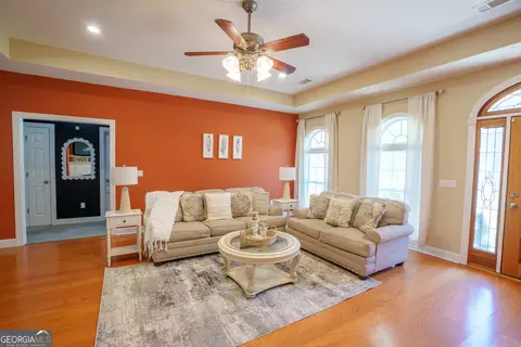 Living - 458 Cv Mosley Blvd, Lyons, GA 30436 photo 5 of 5