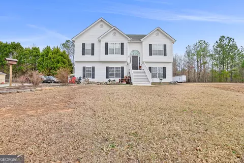 65 Hemlock Dr, Newnan, GA 30263