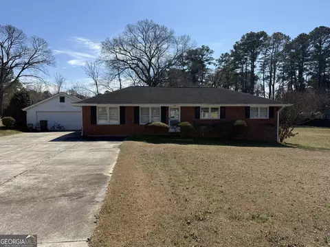 9105 Highland Dr SW, Covington, GA 30014