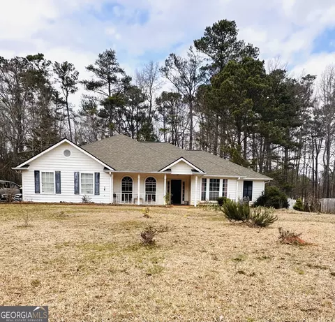 80 Firethorne Dr, Newnan, GA 30265