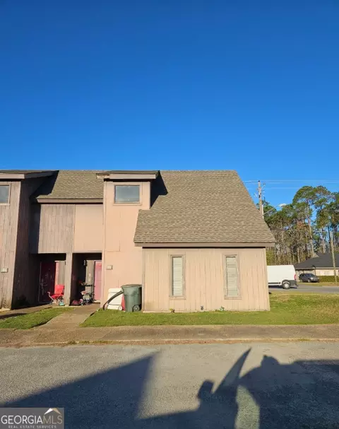 102 Valley Rd, Statesboro, GA 30458