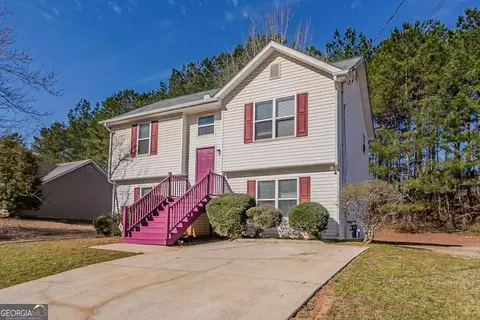 3420 Lineview Dr, Ellenwood, GA 30294
