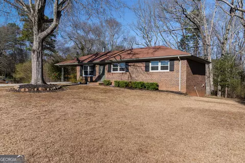 51 Brown Cir, Toccoa, GA 30577 photo 3