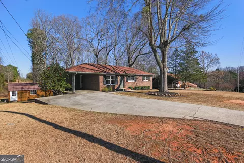 51 Brown Cir, Toccoa, GA 30577 photo 2