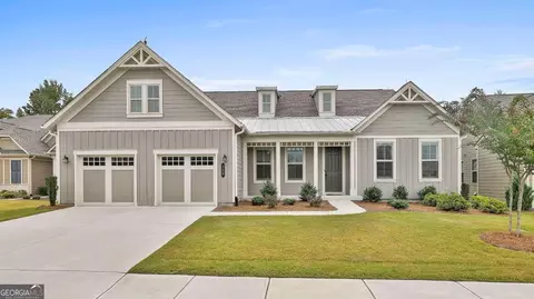208 Cottonwood Cir, Peachtree City, GA 30269
