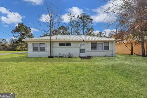 536 Cedar St, Jesup, GA 31546