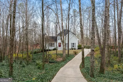 40 Woodbrook Ct, Mcdonough, GA 30252