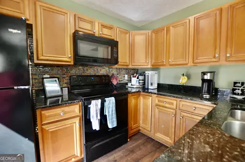490 S Page St, Lagrange, GA 30241 photo 9