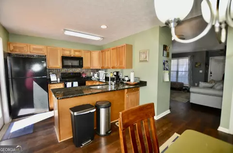 490 S Page St, Lagrange, GA 30241 photo 8