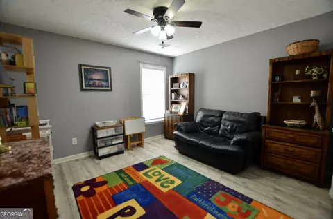 490 S Page St, Lagrange, GA 30241 photo 11