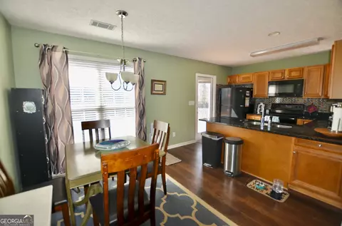 490 S Page St, Lagrange, GA 30241 photo 7
