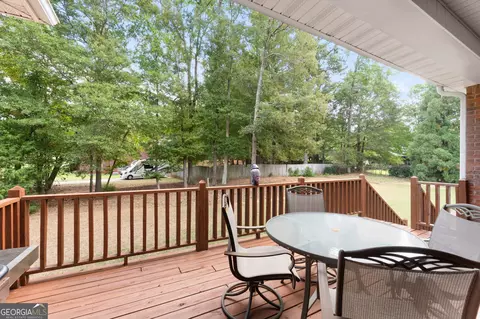 Exterior - 830 Streamside Dr, Mcdonough, GA 30252 photo 6 of 10