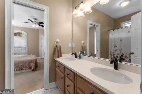Bath - 830 Streamside Dr, Mcdonough, GA 30252 photo 5 of 6