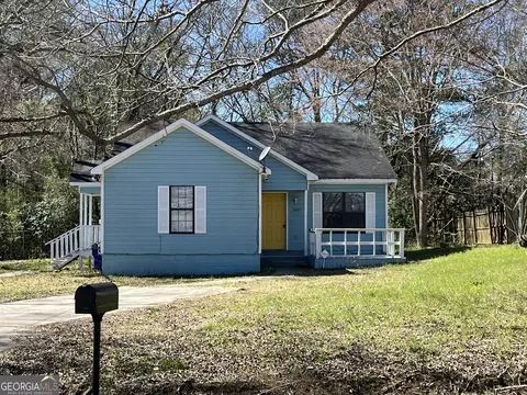 6041 Bloomfield Rd, Macon, GA 31206