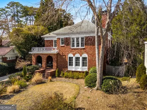1272 Oakdale Rd NE, Atlanta, GA 30307