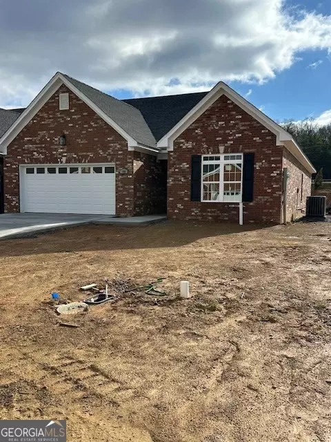 108 Freedoms Way SW, Calhoun, GA 30701