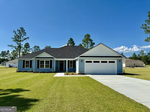 163 River Bluff Way #165, Ellabell, GA 31308