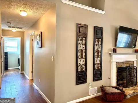 Entry Way - 222 Sandstone Dr, Hampton, GA 30228 photo 10 of 11