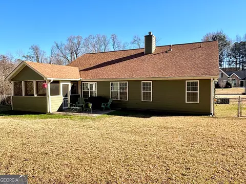 Exterior - 222 Sandstone Dr, Hampton, GA 30228 photo 16 of 18