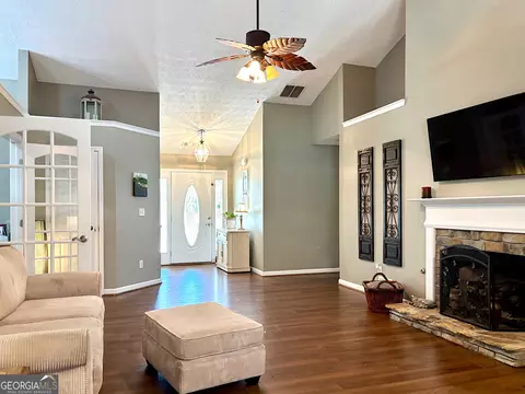 Entry Way - 222 Sandstone Dr, Hampton, GA 30228 photo 2 of 11