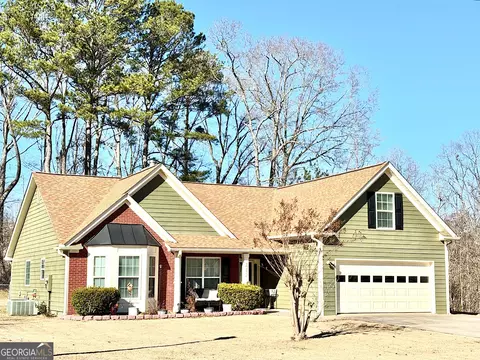 Exterior - 222 Sandstone Dr, Hampton, GA 30228 photo 3 of 18